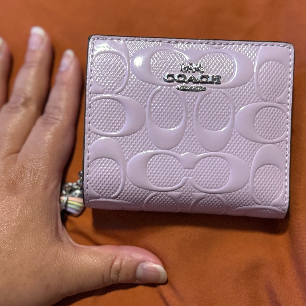 Coach Lilac Snap Wallet Signature Leather Heart Charm Like New